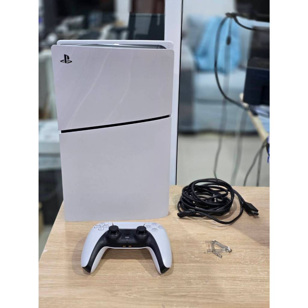 เครื่องเล่นเกมส์ Sony Playstation 5  Slim Disc บอร์ด CFI-2018 A01 ไม่มีกล่อง มือ2  ประกันร้าน 15 วัน