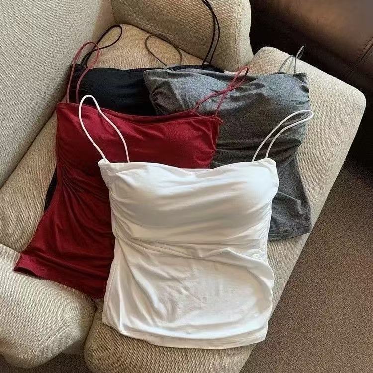 เสื้อสายเดี่ยว บราสายเดี่ยว เสื้อครอป สายเดี่ยว แนวเกาะอก ผ้าร่อง มีฟองน้ำในตัว แบบครึ่งตัว