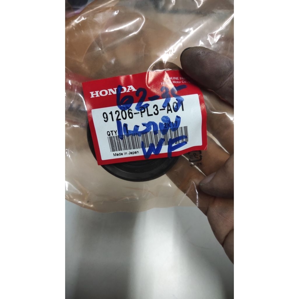 ซีลเพลาขับ สําหรับ Honda Civic (91206-PL3-A01) ขนาด 62-35-9