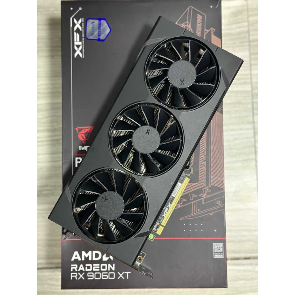XFX RX9060XT 16GB สภาพใหม่ มีประกันเหลือยาวๆ พร้อมใช้งาน (มีของพร้อมจัดส่ง)