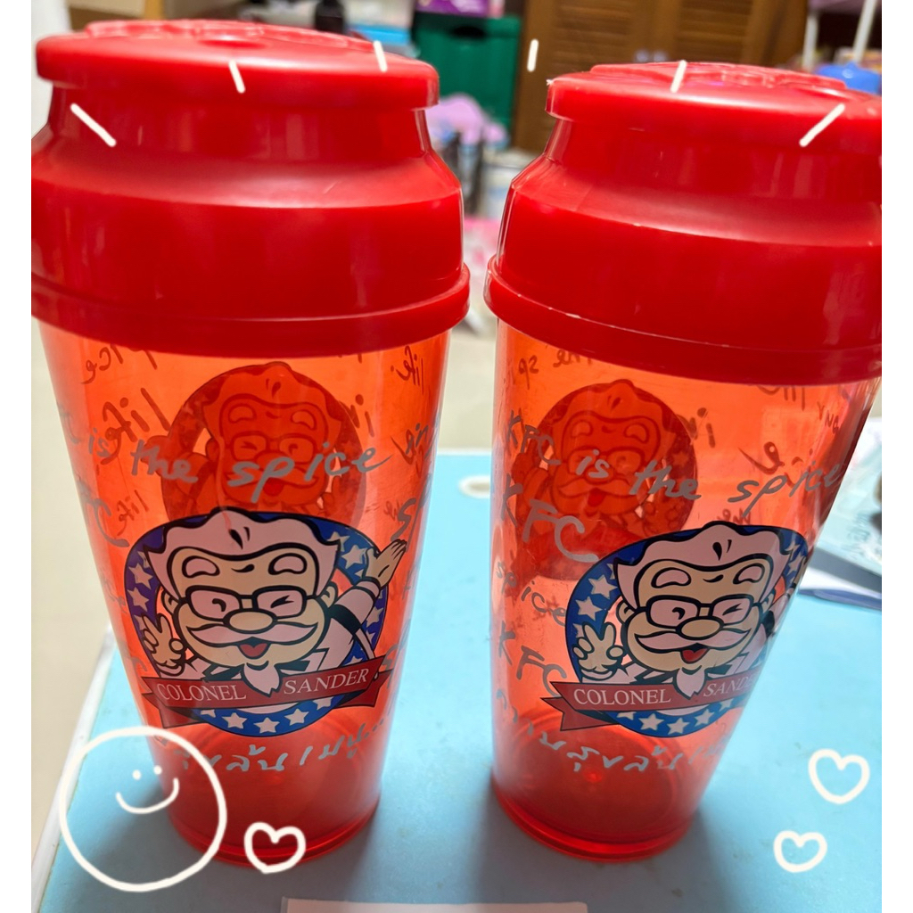 แก้วผู้พันKFC..งานเก่าสะสม(ได้2ใบ)