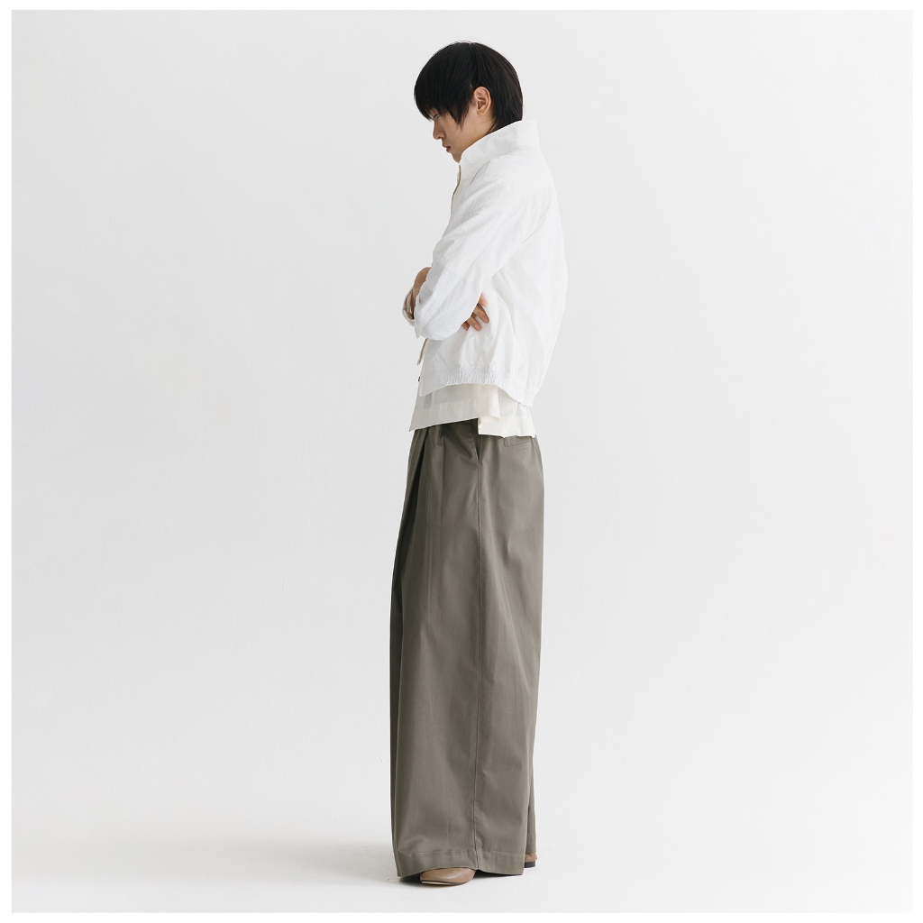 FELLOW JACKET ( WHITE ) - เสื้อแจ็คเก๊ต