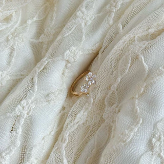 Socrush.bkk | DAISY PEARL ring | SR-043 | แหวน ดอกไม้ มุก เพชร