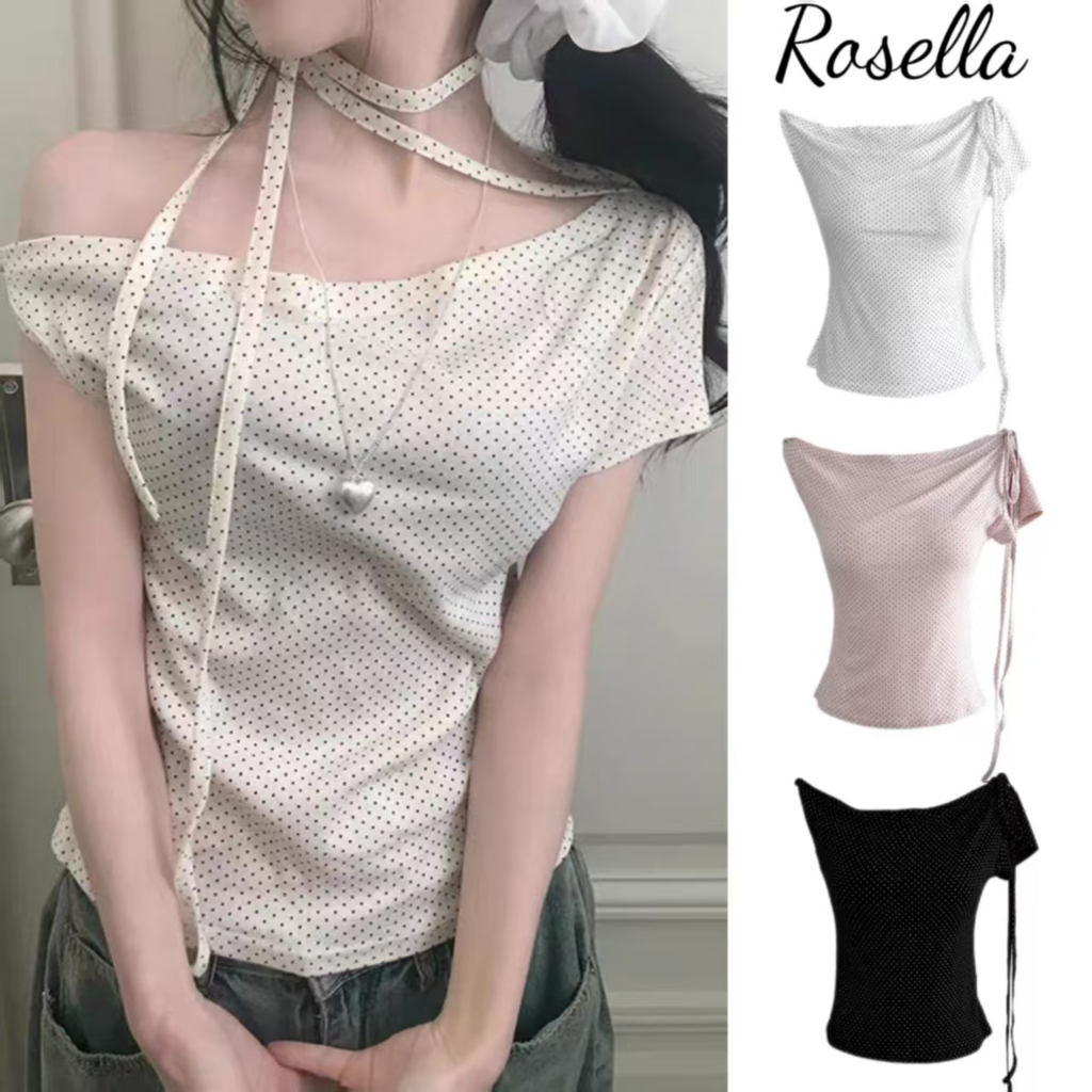 Rosella【สินค้าใหม่👗】เสื้อยืดไหล่เดียวลายจุดสไตล์สาวฝรั่งเศสหวานๆ สีตัดกันไม่สมมาตร เสื้อยืดไหล่เปิดผูกเชือก ใช้งานได้หลา
