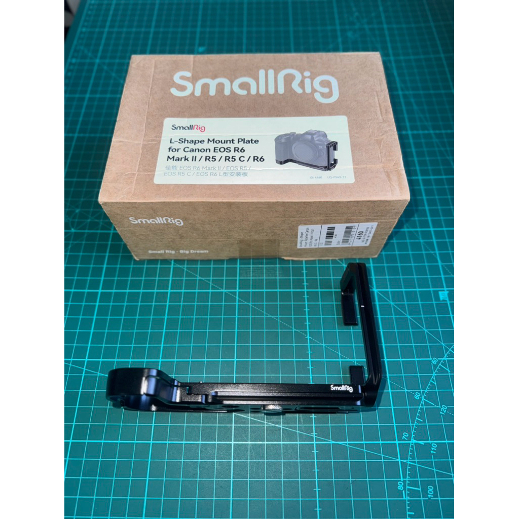 Smallrig 4160 L-Plate for Canon EOS R5, R5C, R6, R6ii มือสอง สภาพใหม่ ไร้ริ้วรอย