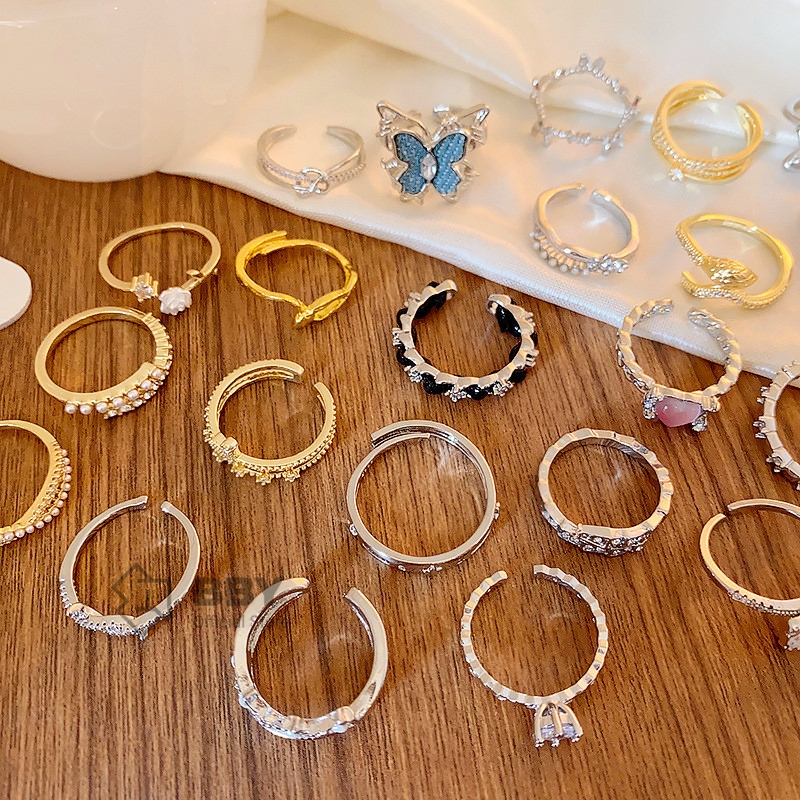 BBY แหวนแฟชั่นสไตล์อินสตาแกรม ตัวเลือกมากมาย มีการอัปเดตโมเดลใหม่ๆ อย่างต่อเนื่อง B044