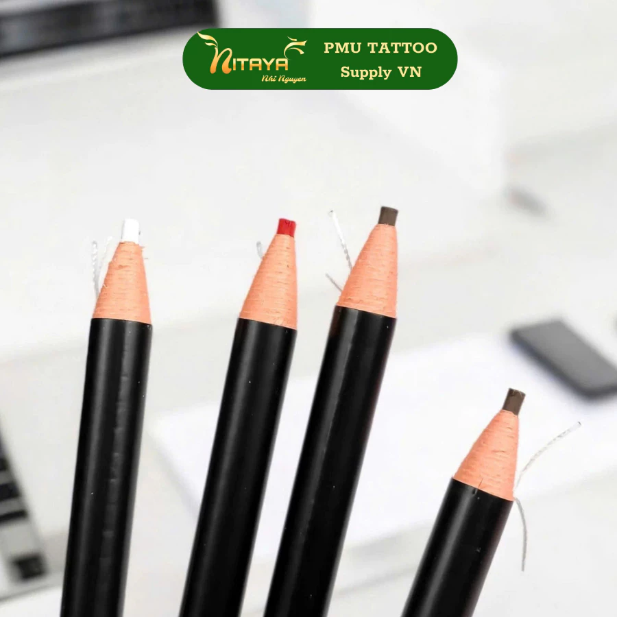 ดินสอ PMU 2 มม. สำหรับร่างโครงคิ้ว–ขอบปาก สีแดง/ดำ/ขาว เส้นคม ชัด