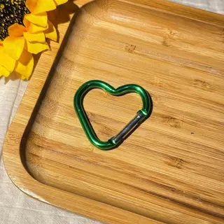 ตะขอรูปหัวใจ พวงกุญแจหัวใจ ตะขอคาราไบเนอร์ อลูมิเนี่ยม diy ราคา/ชิ้น