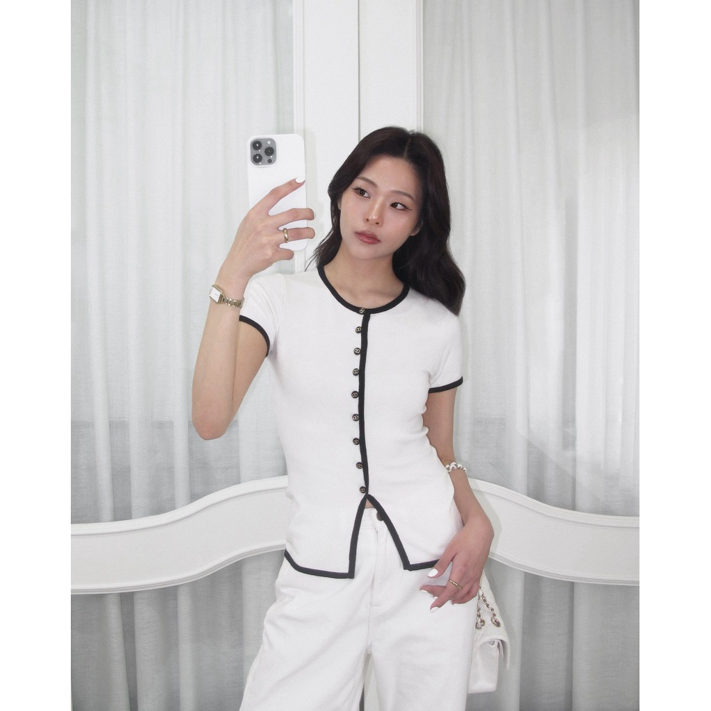 Devon The Classique Button Top