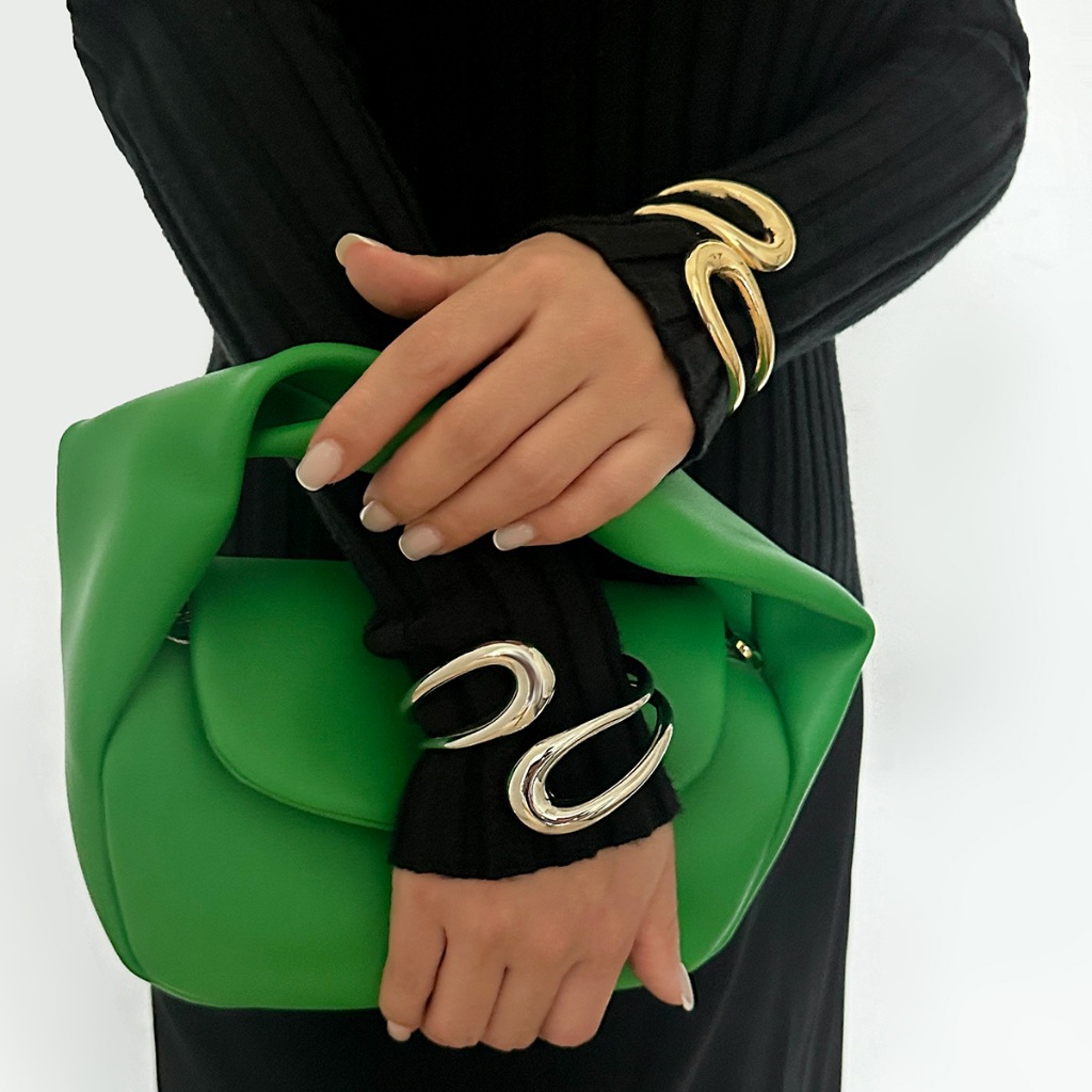 กำไล 2546 - พร้อมส่ง ส่งเร็ว 1-2 วันถึง กำไลข้อมือ แฟชั่น สายฝอ (กทม. มีส่งด่วน)