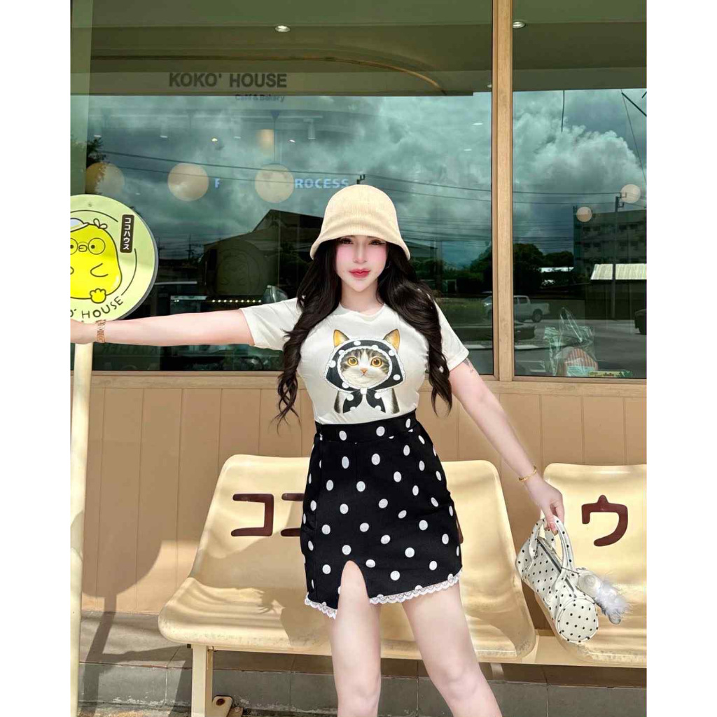 ชุดเซต/เสื้อผ้าร่องสกีนน้องเเมว-กระโปรงผ้าวูลเวฟจุดผ่าข้าง/แต่งลูกไม้(ไม่มีซับในไม่บาง)S24