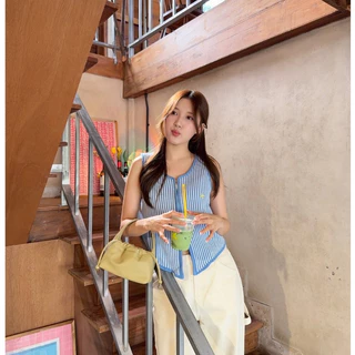 PlainandPlane Loro Knitted Vest เสื้อกั๊กไหมพรม