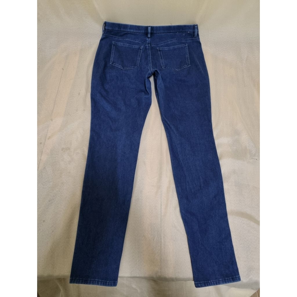 z56. Uniqlo กางเกงยีนส์ผ้ายืดผู้หญิงแบรนด์แท้มือสอง สภาพ 90%