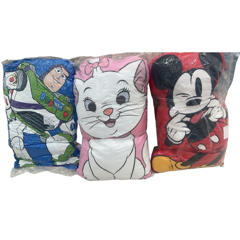 Momento หมอนกอดไดคัทดิสนีย์ ขนาด 29x44 นิ้ว