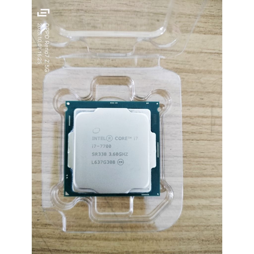 CPU Intel Core I7-7700 4C/8T  สภาพสวยใช้งานปกติ
