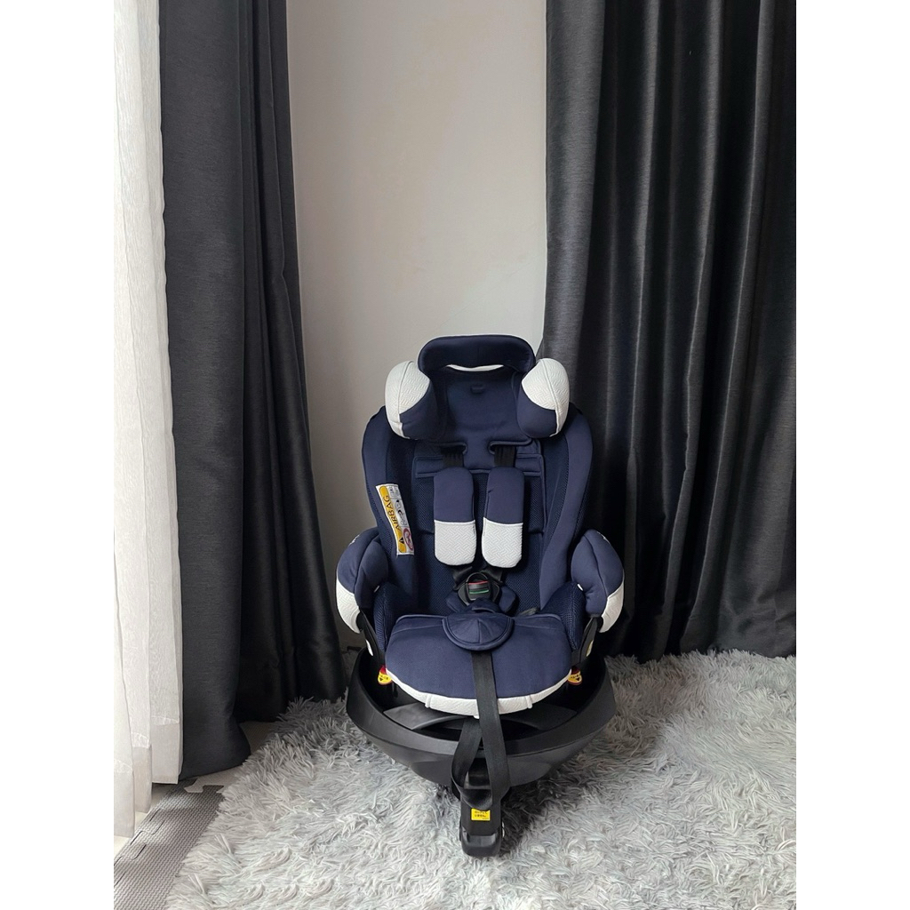 คาร์ซีทเด็ก Aprica รุ่น Fladea Grow