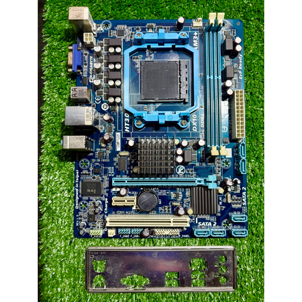 เมนบอร์ด GIGABYTE GA-78LMT-S2 Socket AM3+