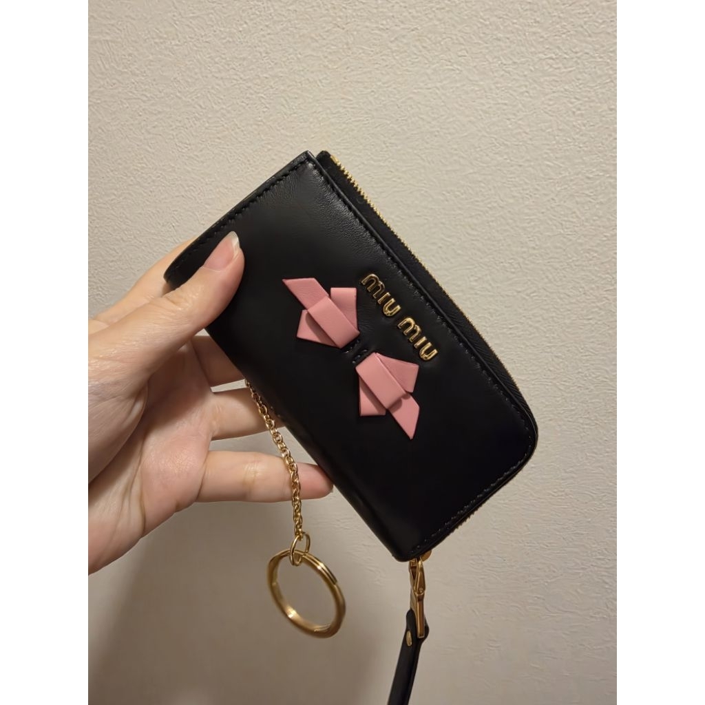 miumiu ของแท้ค่ะ ใส่กุญแจ