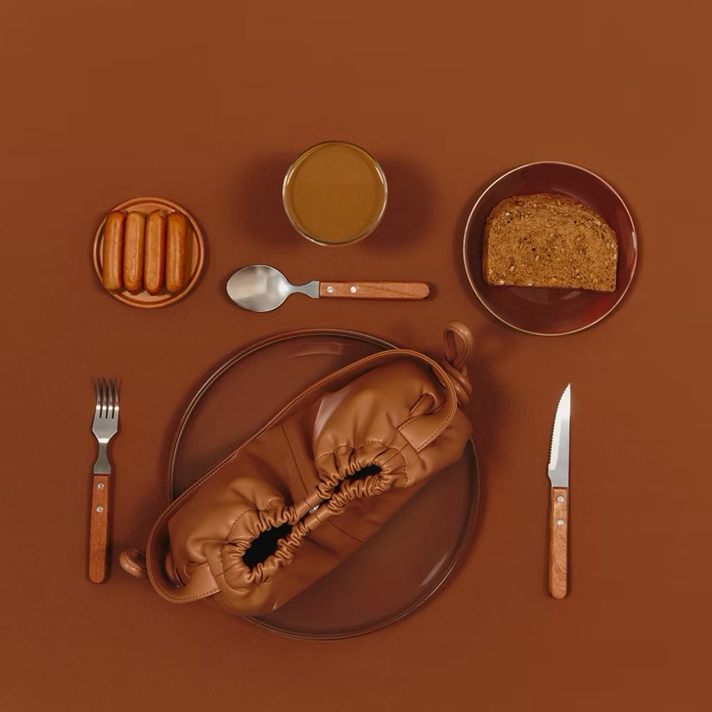 [ส่งต่อ‼️] GARMENTI - GYOZA BAG สี Walnut สุดฮิต