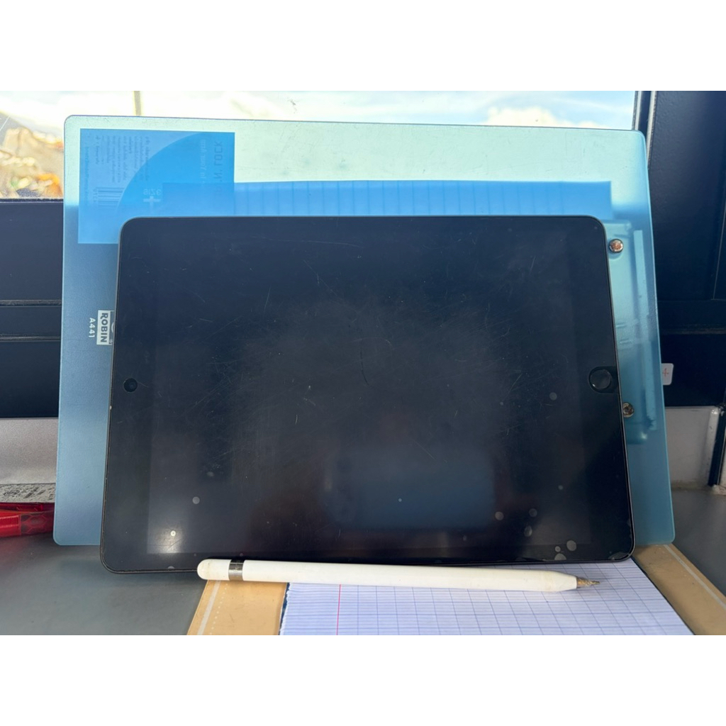 ipad gen9 + ปากกาapple pencilแท้ มือสอง✌🏻ของเราใช้งานเอง