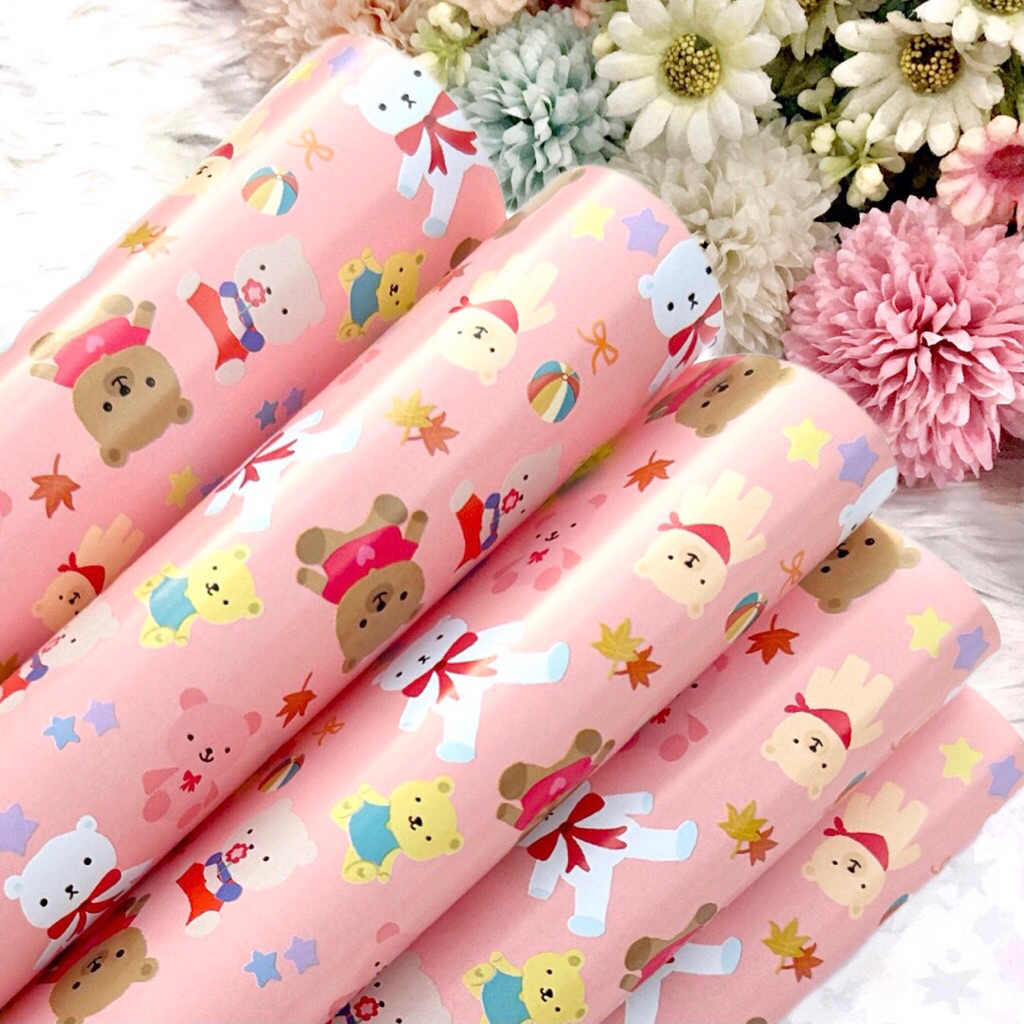 กระดาษห่อของขวัญขายขั้นต่ำ 5 แผ่น ลายหมีขาว ชมพู กลายหมีน้อย 02