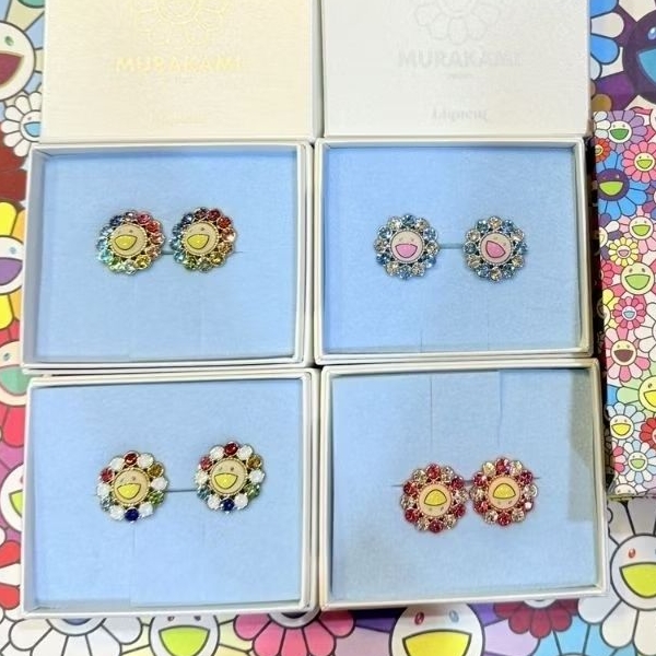 New Murakami x Liquem earrings flower ต่างหู มือ1ของแท้💯 พร้อมส่ง