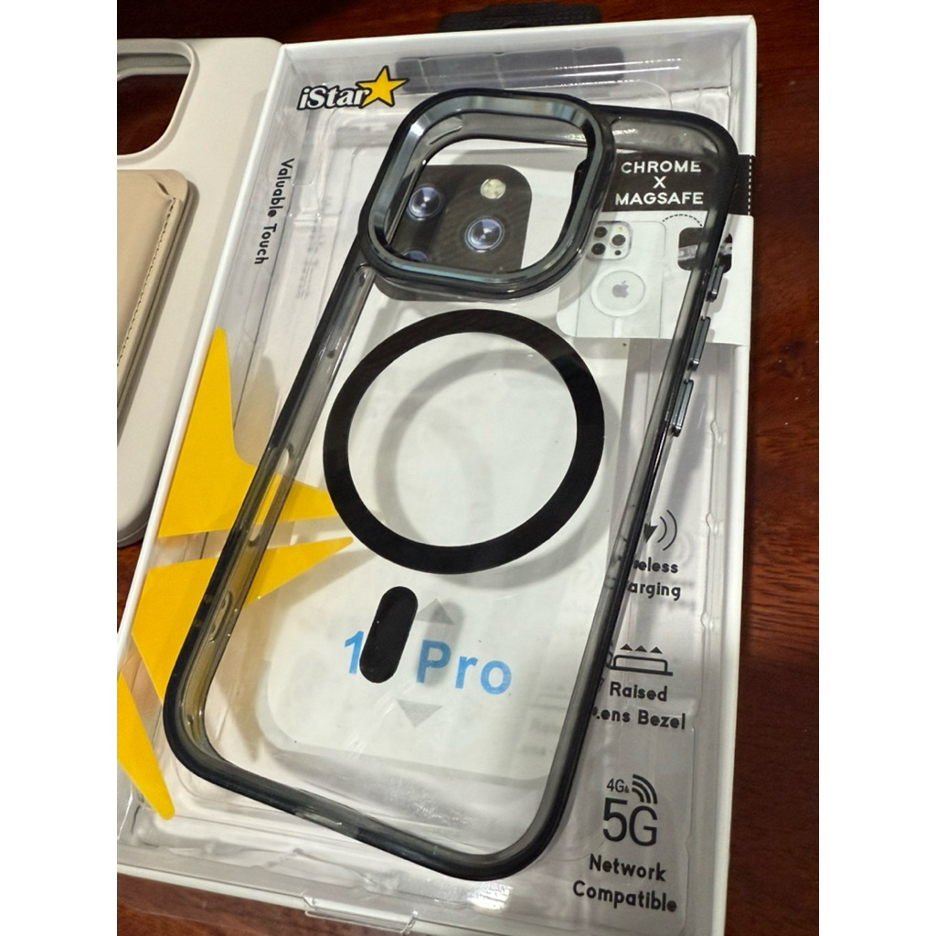 ส่งต่อ เคส istar iphone16pro สีขอบดำ เคสกันกระแทก แม่เหล็ก เคสใสไอโฟน