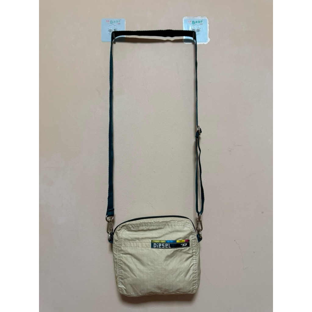 กระเป๋า diesel สวย(สภาพตามรูป)