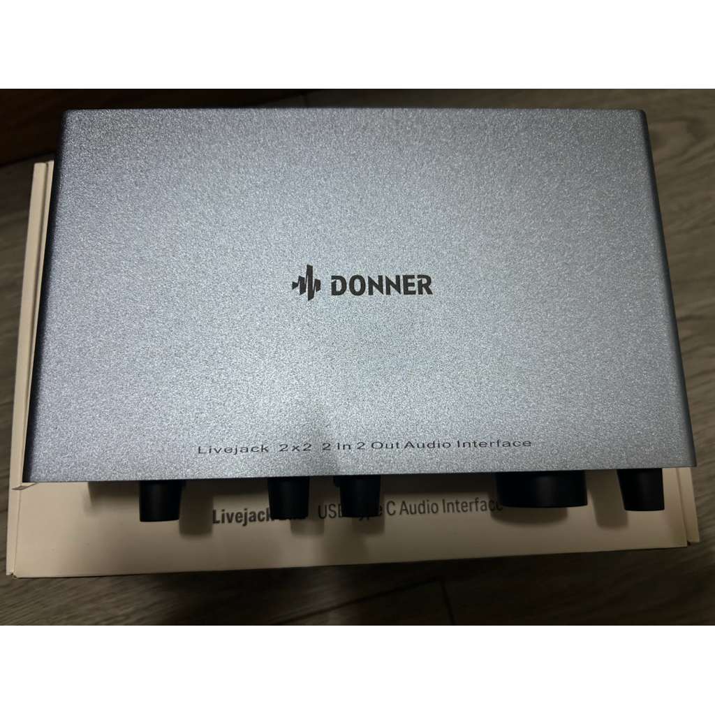 (ถูกกว่านี้มีอีกไหม)Donner livejack 2x2 interface ราคาดีสุดๆ ใช้งานน้อยมากๆ สภาพงามๆเก็บกล่อง ทักมาส
