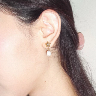 nice try studio - True Star Dangle Pearl Earrings ต่างหูรูปดาว ห้อยไข่มุกแท้ กันน้ำ กันเหงื่อ ไม่ลอก ไม่ดำ