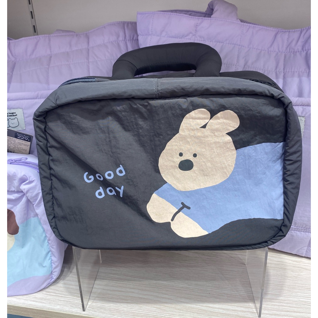 Moshi Moshi  กระเป๋าเครื่องสำอาง กระเป๋าถือ (สินค้าพร้อมจัดส่ง)