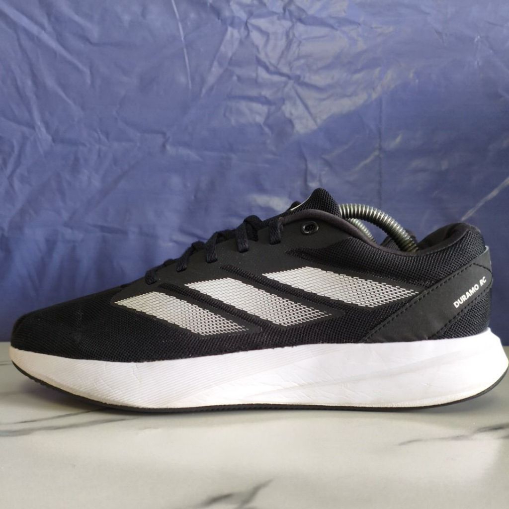 รองเท้า Adidas มือสองของแท้ Size 44/28 cm.