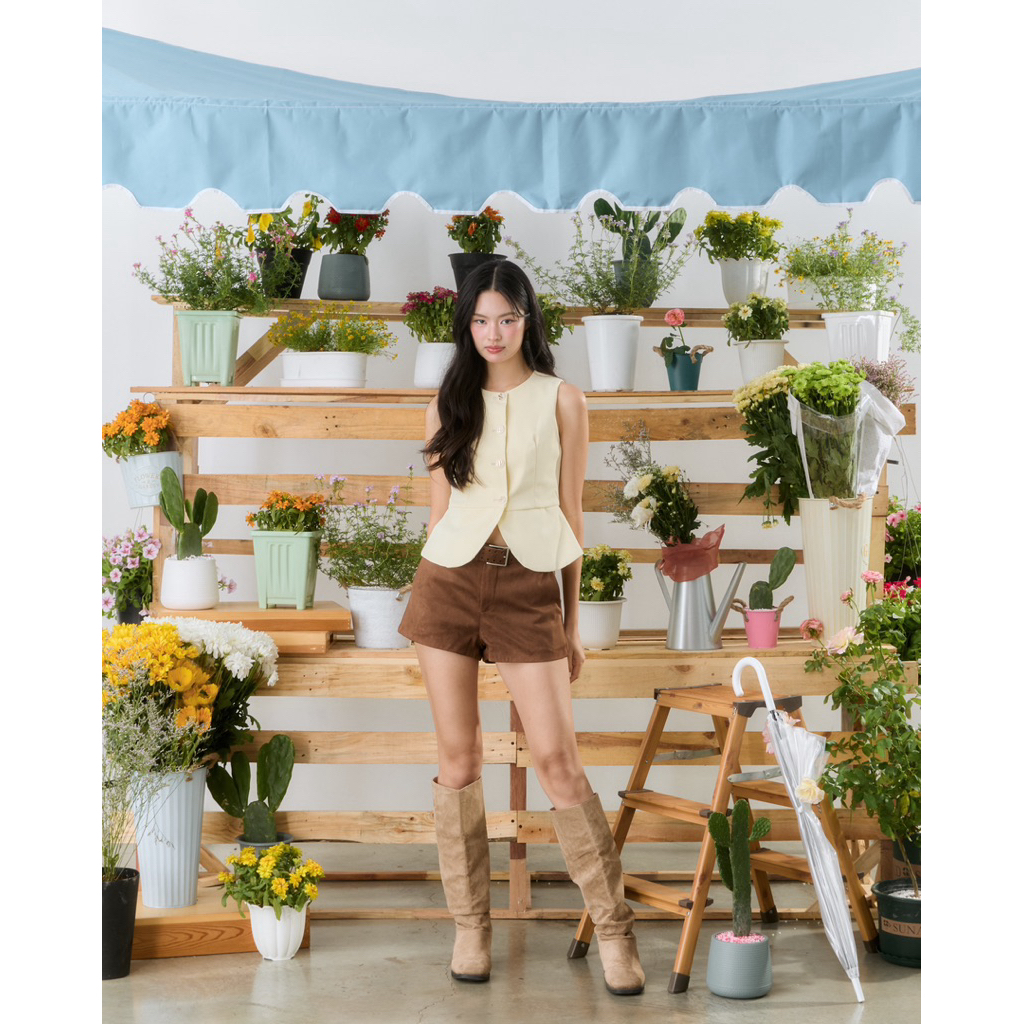 SHOP.POPO-Audrey vest เสื้อกั๊กแขนกุดกระดุมโลโก้ - รูปที่ 2