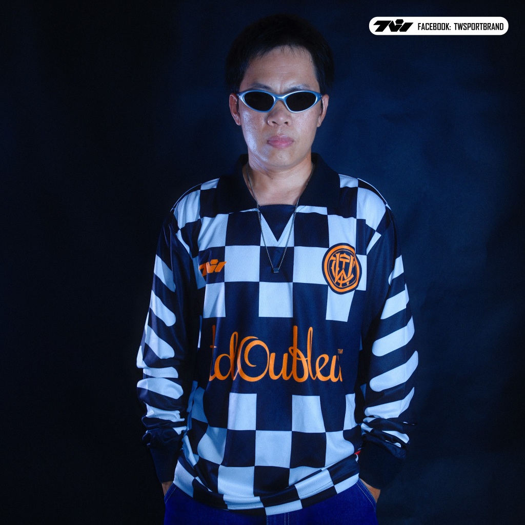 เสื้อฟุตบอลเดินสาย แขนยาว TWSPORT FC x TDOUBLEU