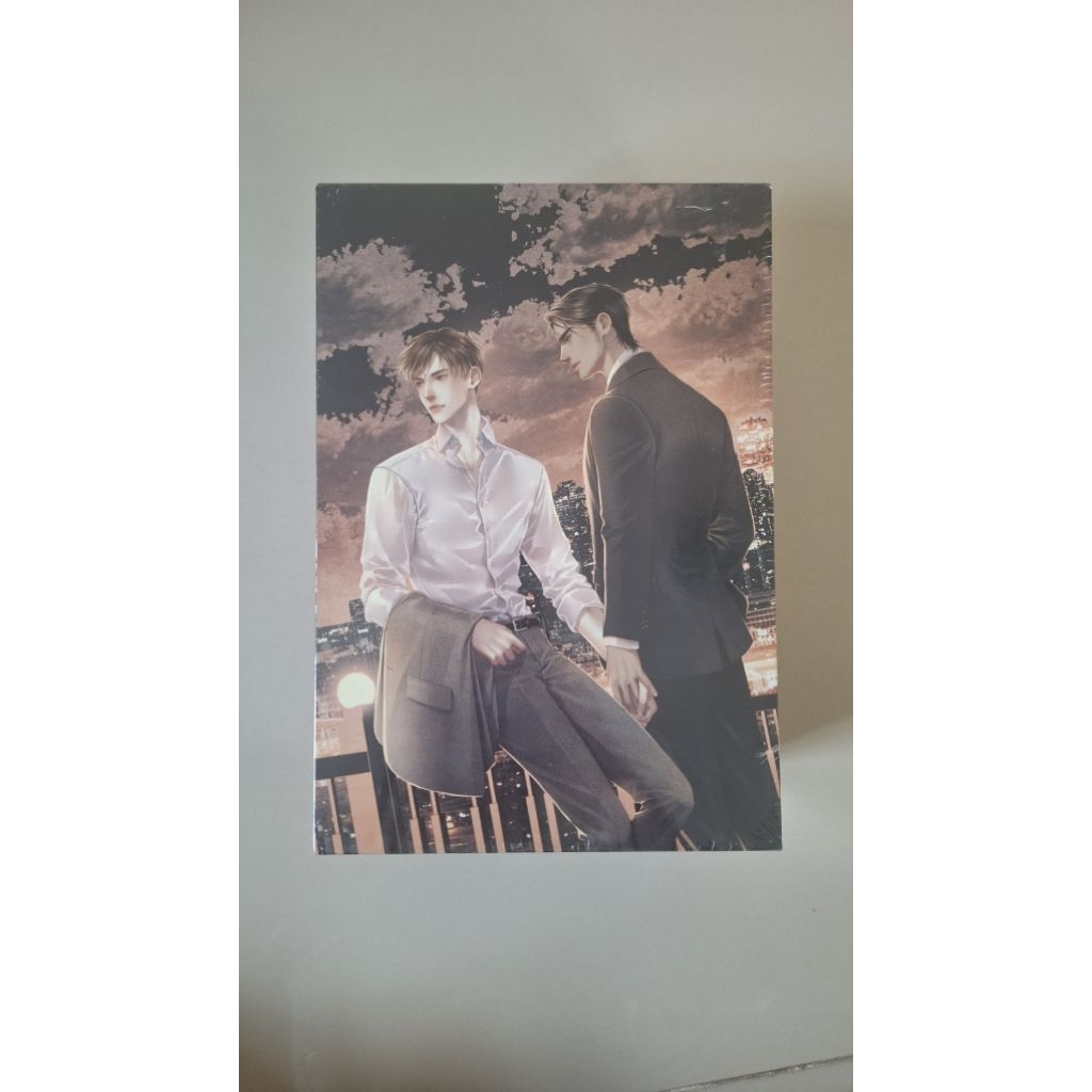 Sins : Sloth By Nigiri Sush ibox+เล่ม1+2+3+เล่มพิเศษมือหนึ่งในชีล(หมูดิน)