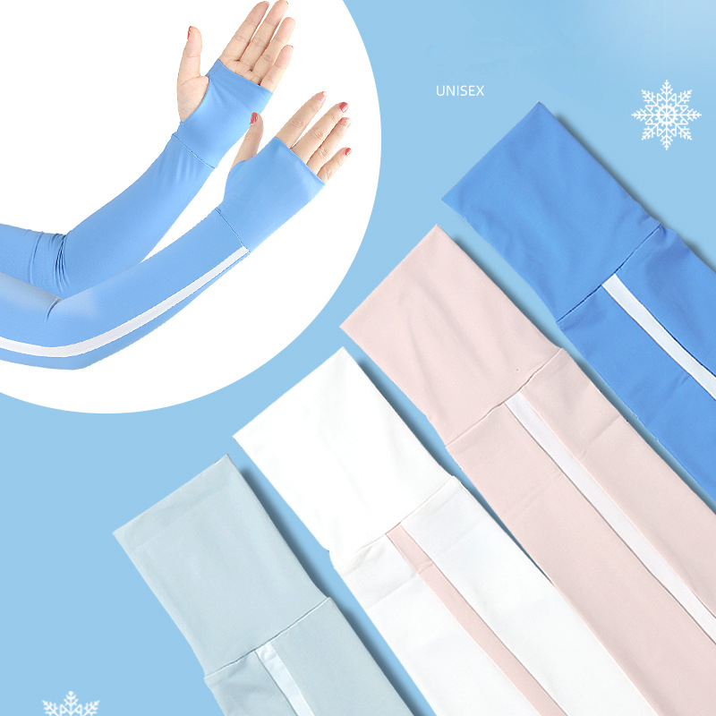 ปลอกแขน 1 คู่ ผ้าไหมน้ำแข็ง กันแดด UV ระบายอากาศดี ลดกลิ่นอับ สัมผัสนุ่มใส่สบาย ไม่ย้วย ปิดถึงข้อมือ Freesize รุ่น：XT13