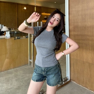 🌈SpinnyHouse🌈เสื้อยืดเข้ารูป เสื้อรัดรูป พร้อมส่ง ผ้าร่องยืดเยอะมาก สาวอวบใส่ได้ สไตล์มินิมอล แมตช์ลุคง่ายสุด รุ่น แครอท