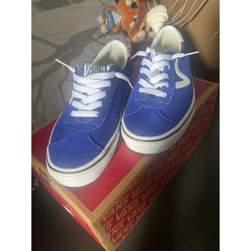 รองเท้าผ้าใบ VANs หนังกลับ สี นง Size23.5 CM Unisex