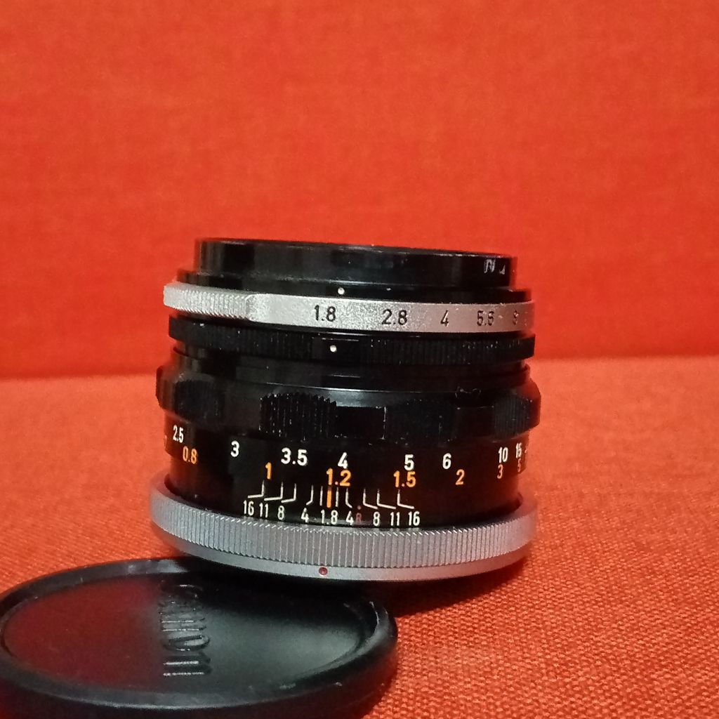 เลนส์มือหมุน Canon FL 50mm f1.8 (FD)