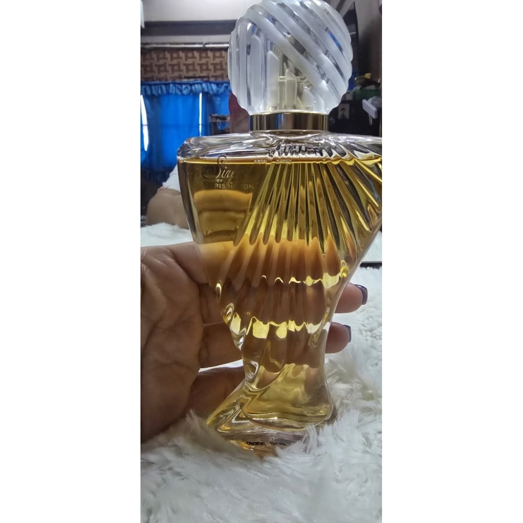 siren by paris hilton