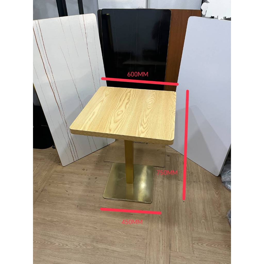 โต๊ะไม้หน้าเหลี่ยม เเข็งเเรงหรูหรา  สไตล์มินิมอล ขนาด60x60x75 เหมาะสำหรับร้านอาหาร