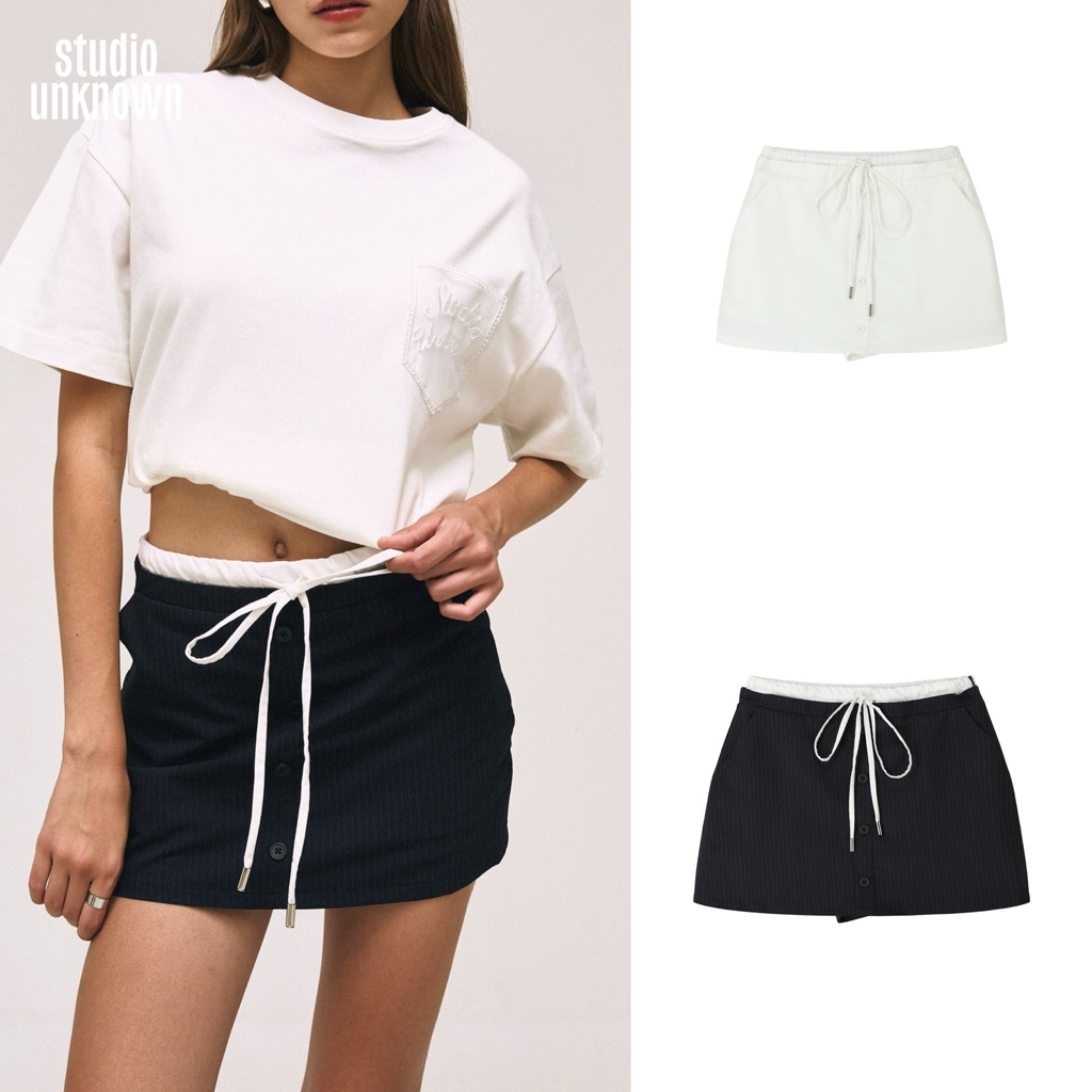 STUDIO UNKNOWN - Wendy Smocked Skort กระโปรงกางเกงเอวสม็อคมีเชือกตกแต่ง