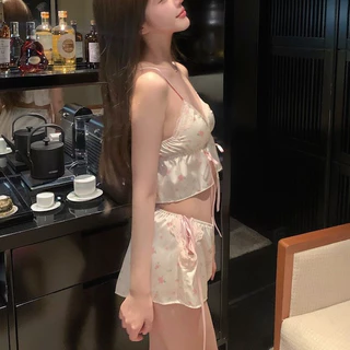ชุดนอนซาติน ชุดอยู่บ้าน สายเดี่ยว+กางเกง💐💐 น่ารัก bowknot ลูกไม้ ใส่สบาย คอวี ขาวดำ ส่งจากไทย