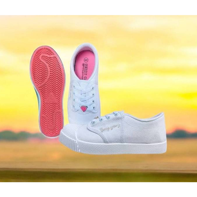 Gerry gang 888 รองเท้าผ้าใบนักเรียนสีขาว ยี่ห้อ Gerry gang รุ่น pk888 ไซร์ 31-43 ส่งด่วน