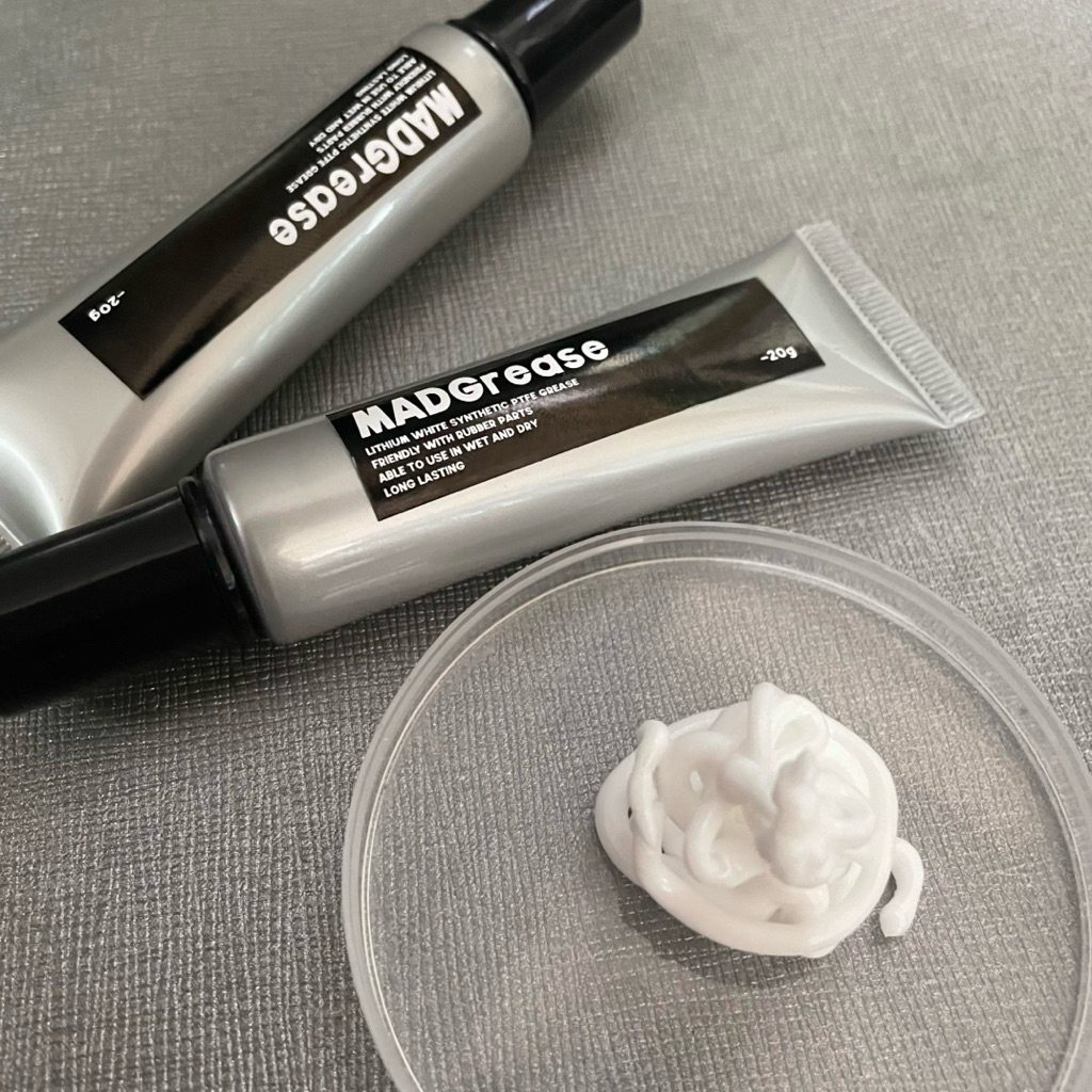 จารบีขาว หล่อลื่น ทนความร้อน MADGREASE White Lithium Complex Synthetic (PTFE) จาระบี ขาว อัดโซ่ จารบีหลอด ขาว ทนความร้อน