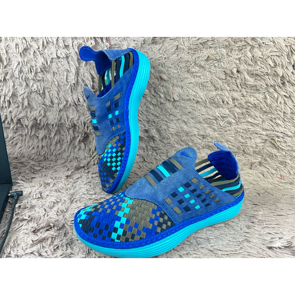 1A031 รองเท้า Nike Solarsoft Rache Woven size 41 มือสอง