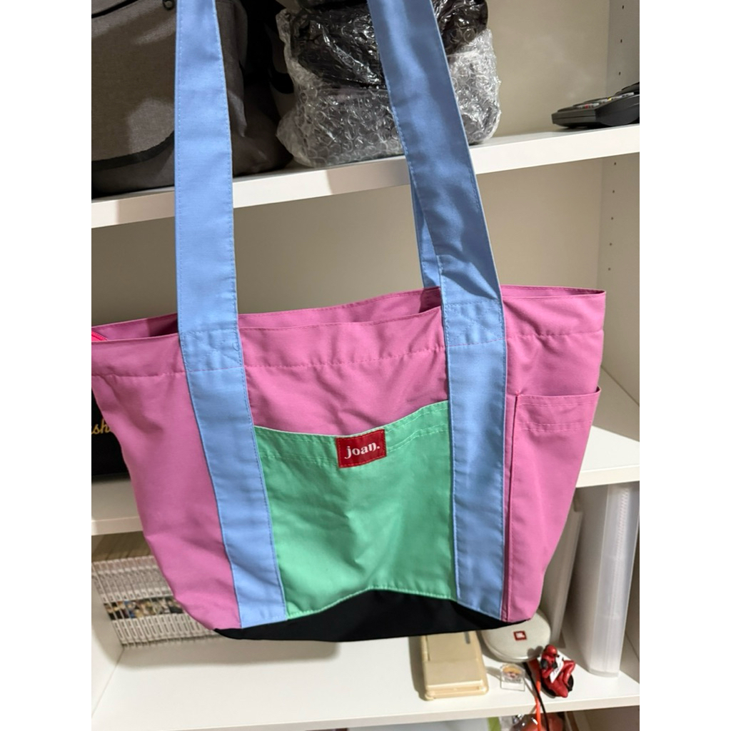 Joan hotdog tote กระเป๋าใส่ iPad / MacBook / Notebook 💢มือสอง💢ส่งต่องับ