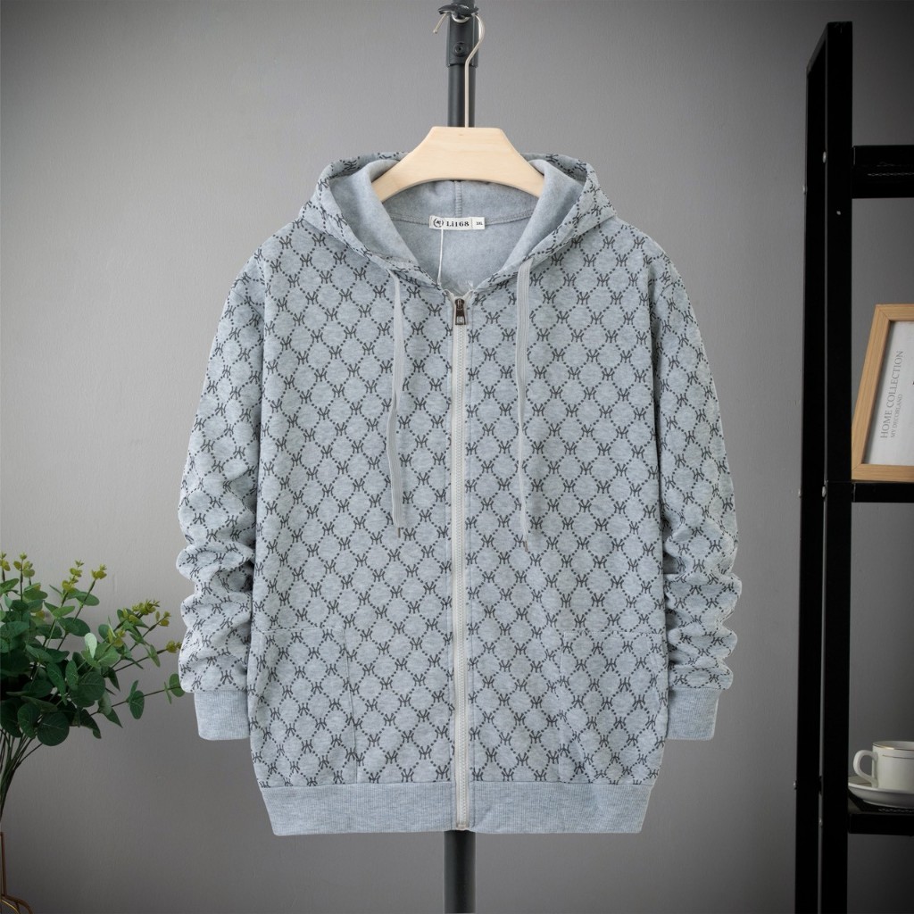 MANY.S🐉 เสื้อแจ็คเก็ตฮู้ดซิป ลาย MY. Signature Monogram เรียบง่ายแต่ดูดีมาก! เสื้อกันหนาวสไตล์มินิมอล 👉🏻 มีส่งด่วน 24 - รูปที่ 3