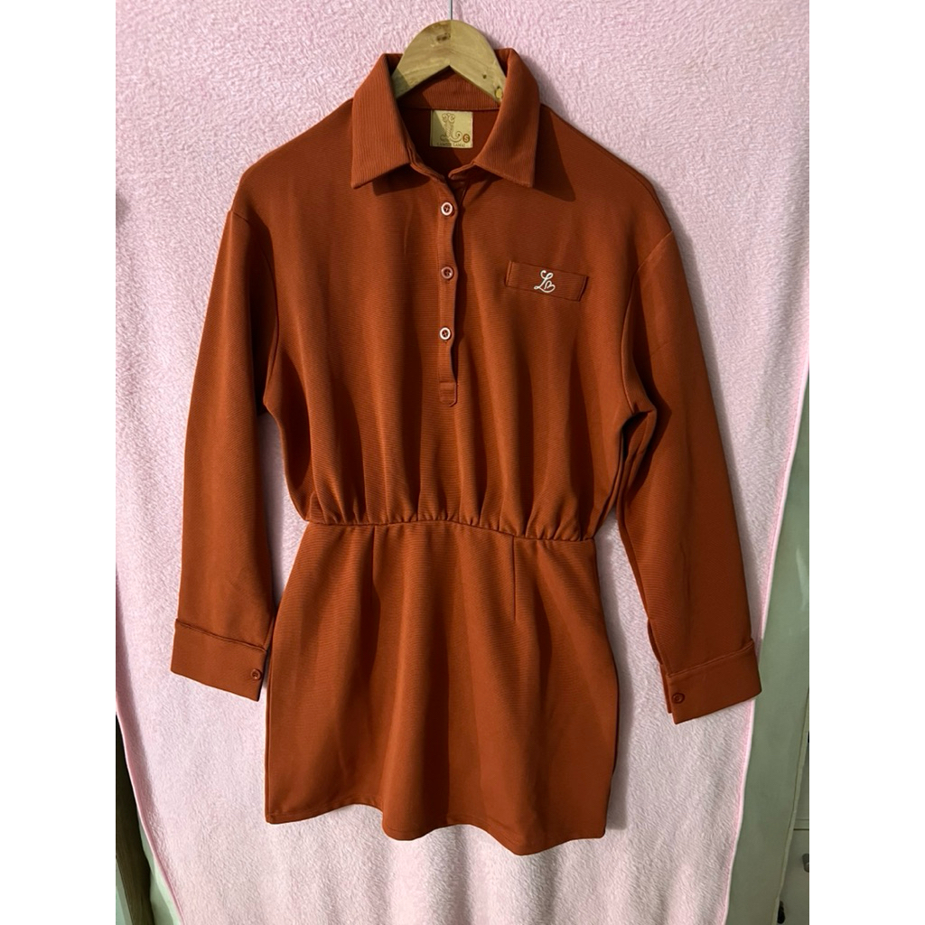 ส่งต่อ มินิเดรส คอปก แขนยาว สีส้มอิฐ ไซส์ S ป้าย Lamer Lamai ซักเก็บ