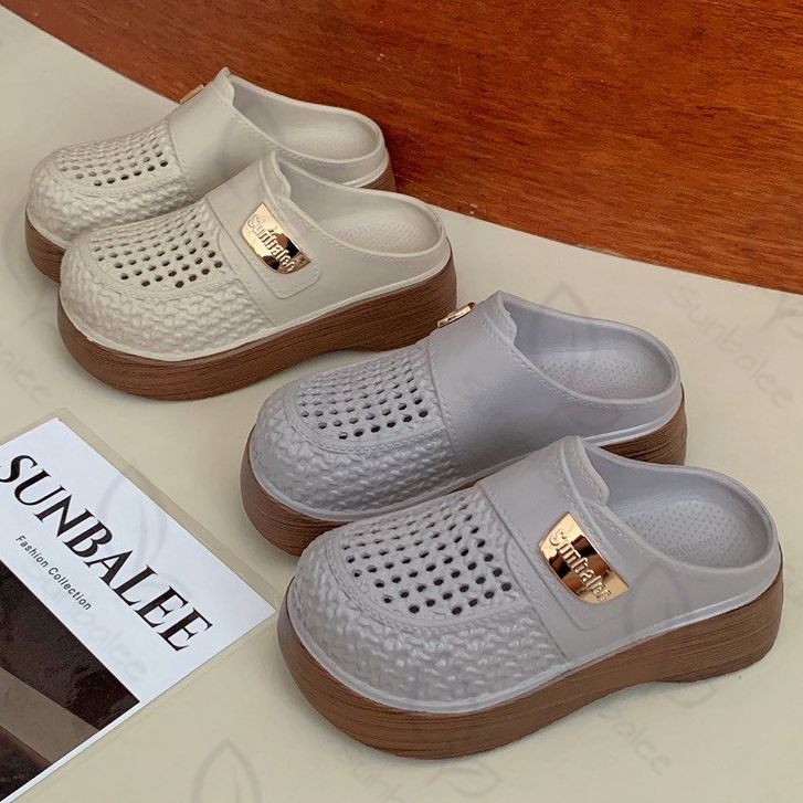รองเท้าแบบสวม รองเท้าแตะ วัสดุยาง เสริมส้นต่ำ น้ำหนักเบาใส่สบาย ทรงสวย พร้อมส่งในไทย SUNG522